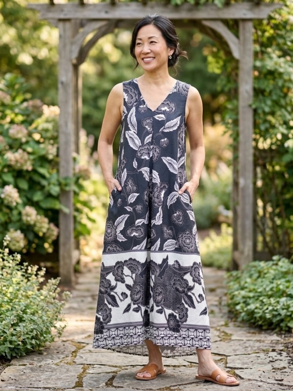 Floreat Black and White Floral V-Neck Maxi Dress